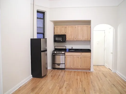 Rented by Vickers Realty | media 6