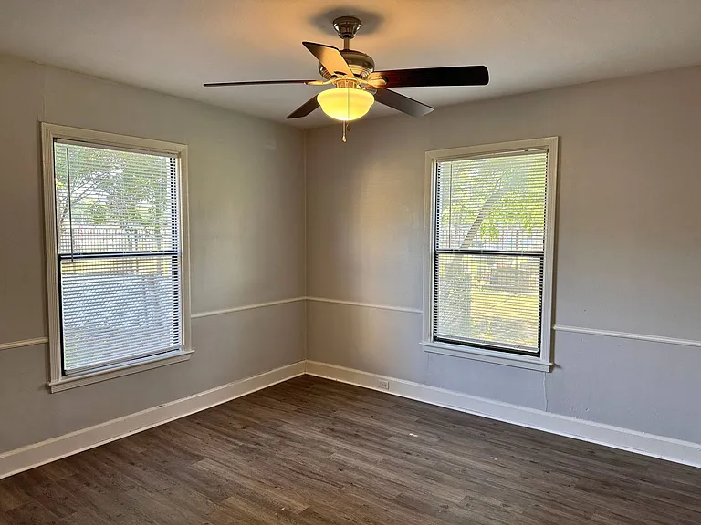 3208 Kenesaw Ave — Photo 13