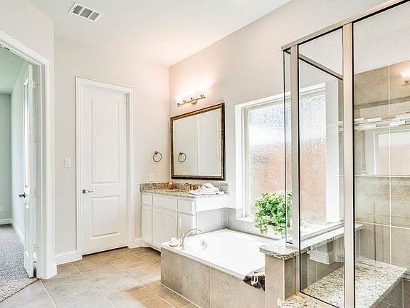 Serene owner s bath