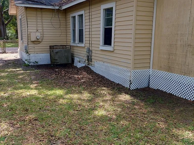2610 Henrietta St — Photo 15