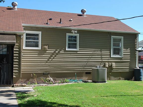2nd image of 3802 Ronnie Ave