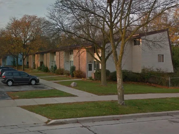 8836 N 95th St, Milwaukee, WI 53224