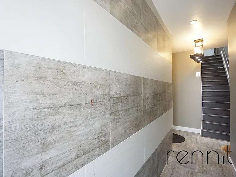 914 Hart St #1R — Photo 19