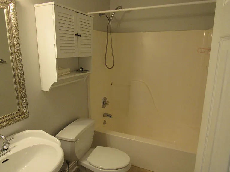 1511 Crowders Woods Dr — Photo 19