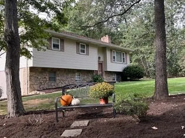 1022 Elwood St, Narvon, PA 17555