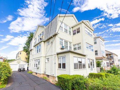 15 Dover Street, Hartford, CT, 06114