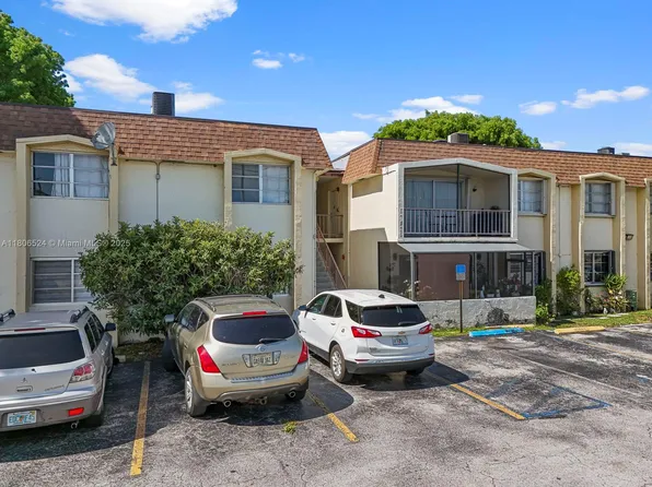 7825 Miller Dr APT C212, Miami, FL 33155