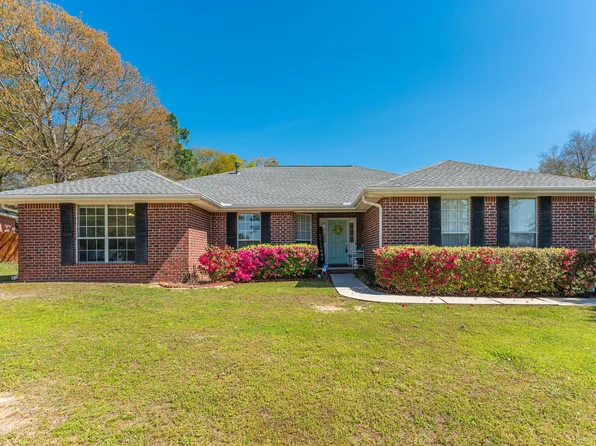 2672 Paddock Cir, Crestview, FL 32536
