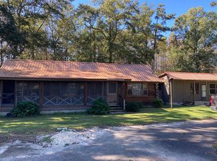 384 Pleasure Lake Ln, Ocilla, GA 31774
