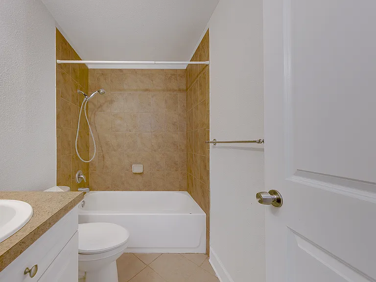 521 S Matanzas Ave — Photo 17