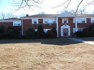 16 Rolling Ridge Rd, Montvale, NJ 07645