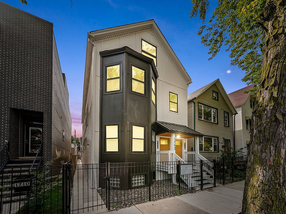 1st image of 1712 N Rockwell St #3F