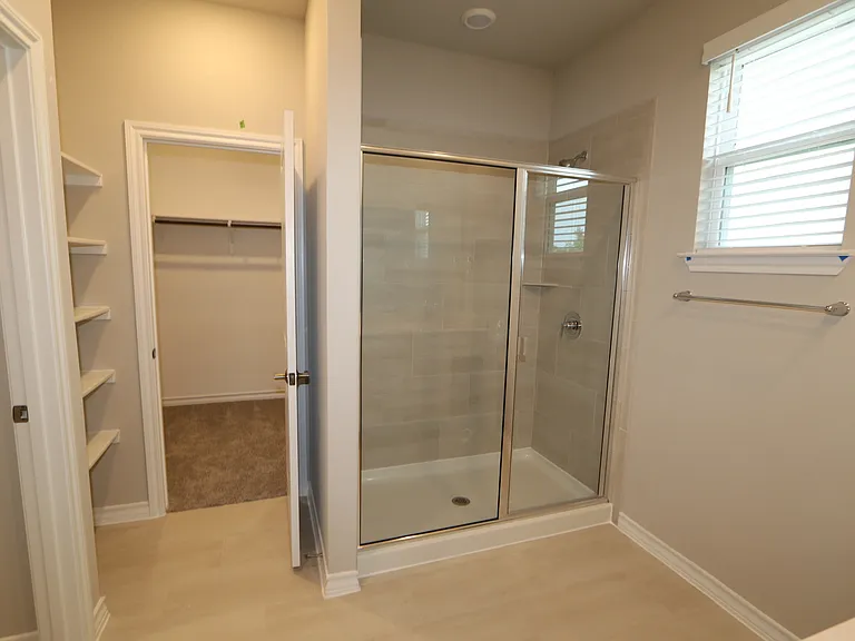 5304 Rayburn Ln — Photo 9