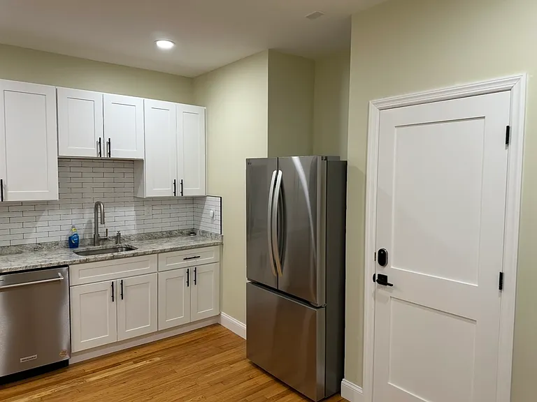 49 Van Reipen Ave #2 — Photo 4