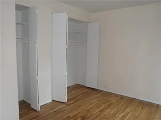 Rented by Mark David | media 17