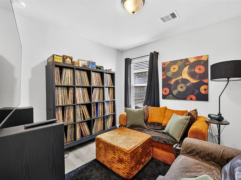 12823 Silverbank Run Dr — Photo 18