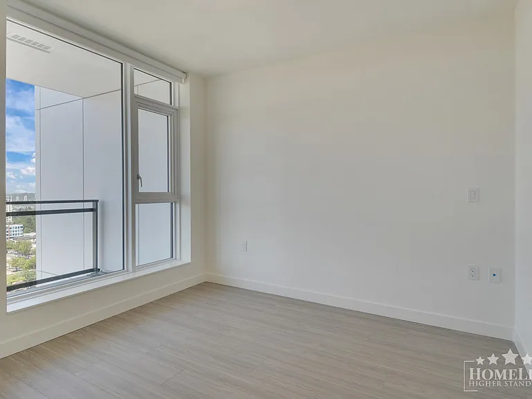 13675 107a Ave #1507 — Photo 11