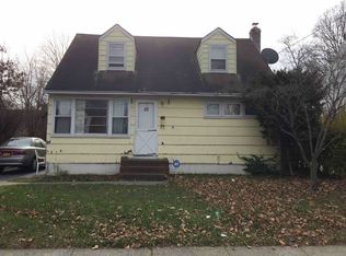 50 Downs Rd, Hempstead, NY 11550