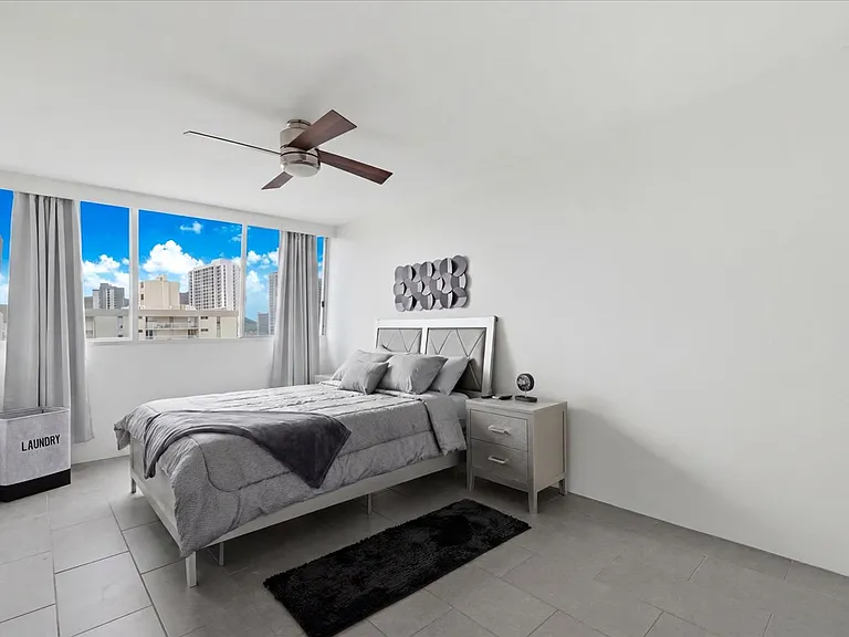 2421 Ala Wai Blvd #2 — Photo 3
