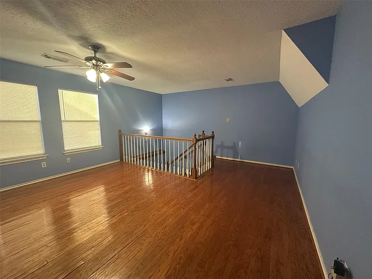 14707 Treborway Dr — Photo 19