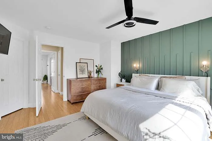 3 bed, 2040 sqft, $1,390 — Photo 2