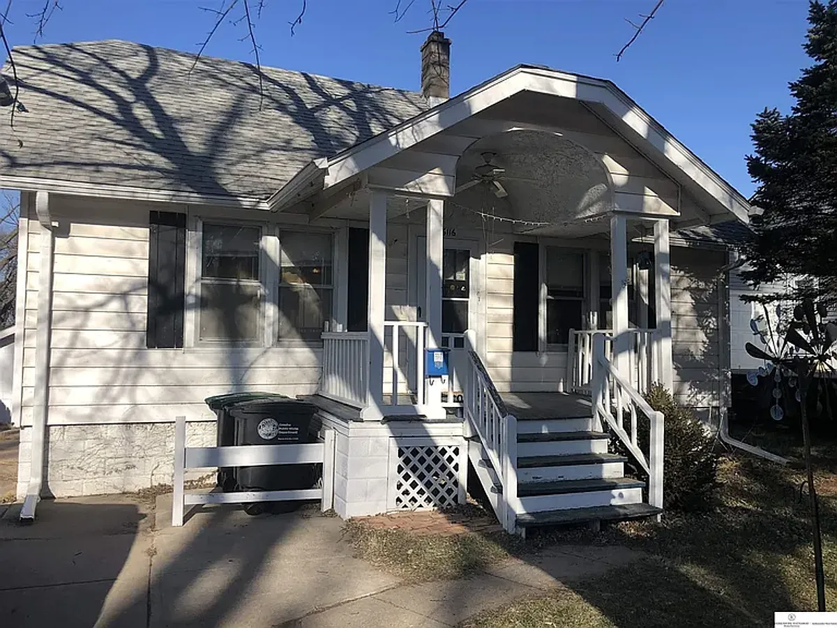 Building Photo - 6116 Pinkney St