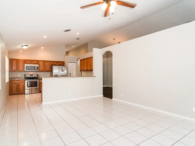 23410 Serene Meadow Dr S — Photo 5