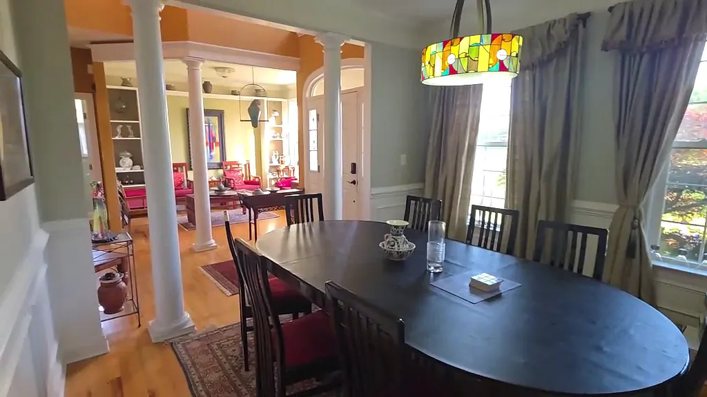 4 bed, 4737 sqft, $3,300 — Photo 4