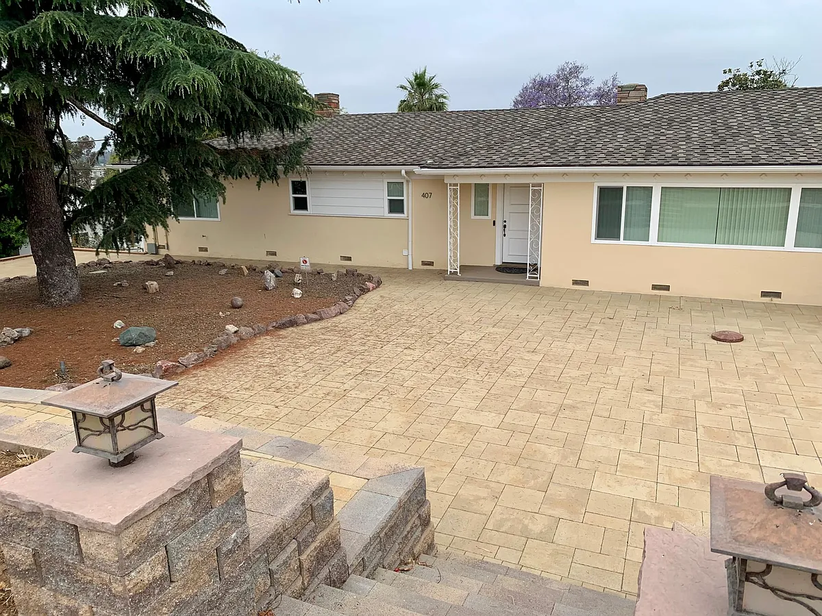 Building Photo - 407 Ocean View Dr