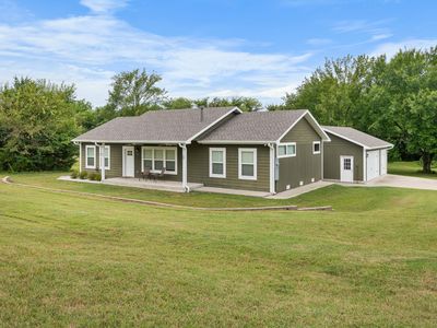 695 N Sunset Avenue, Bolivar, MO, 65613