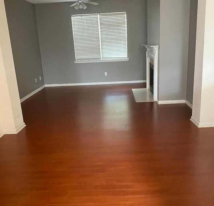 2nd image of 244 Village Square Dr