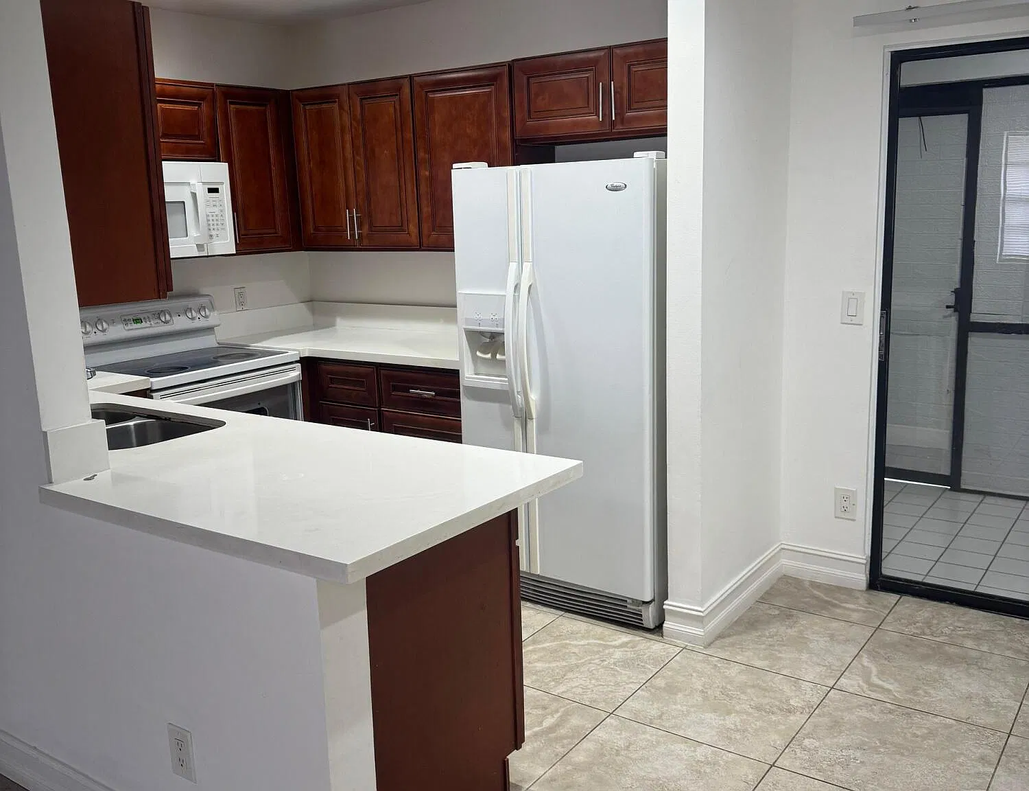 2 bed, 1.5 bath, 875 sqft, $1,850 — Photo 3