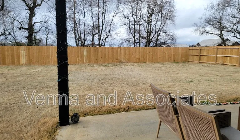 1890 Sunrise Cir — Photo 15