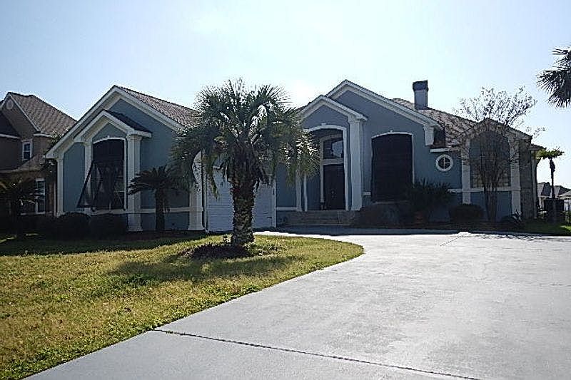 2nd image of 120 Lighthouse Point