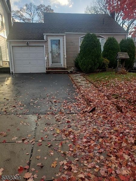 2nd image of 33 Dawson St