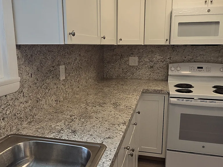 new counters & cabinets