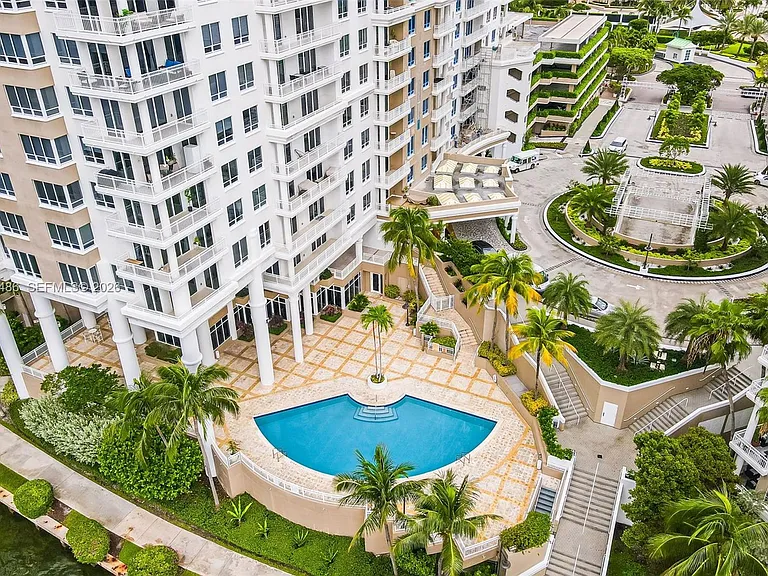 801 Brickell Key Blvd #2108 — Photo 32