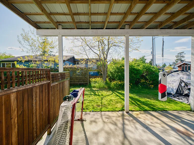 43 Bay View Dr — Photo 34