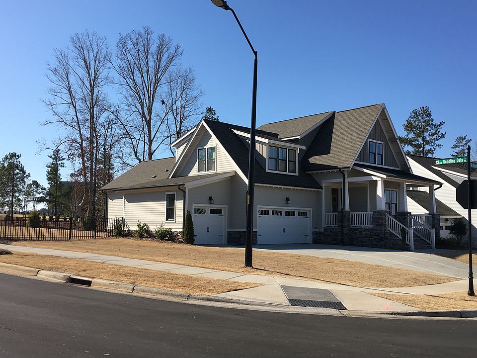 Large Corner Lot Top of Hill