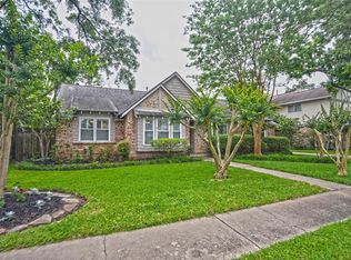 1014 Kemberton Dr, Houston, TX 77062