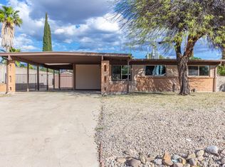 2211 S Deer Trail Cir, Tucson, AZ 85710
