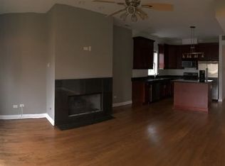 6055 N Ridge Ave, Chicago, IL 60660