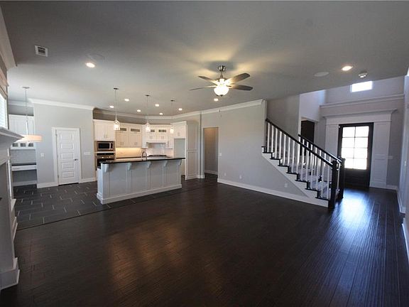 4th image of 6305 S 49th St