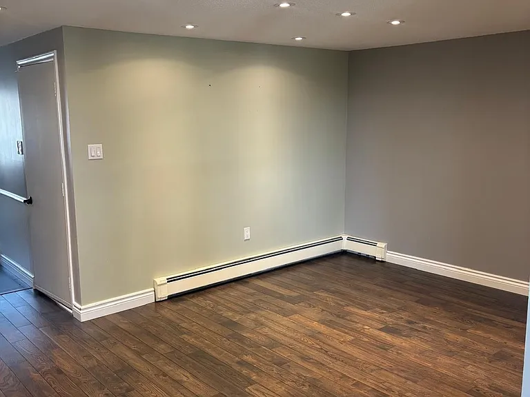 9 Quail Cres — Photo 4