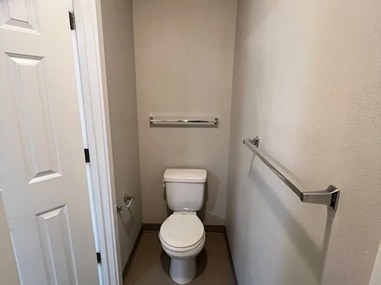 Madison 2.0 Studios — Photo 31
