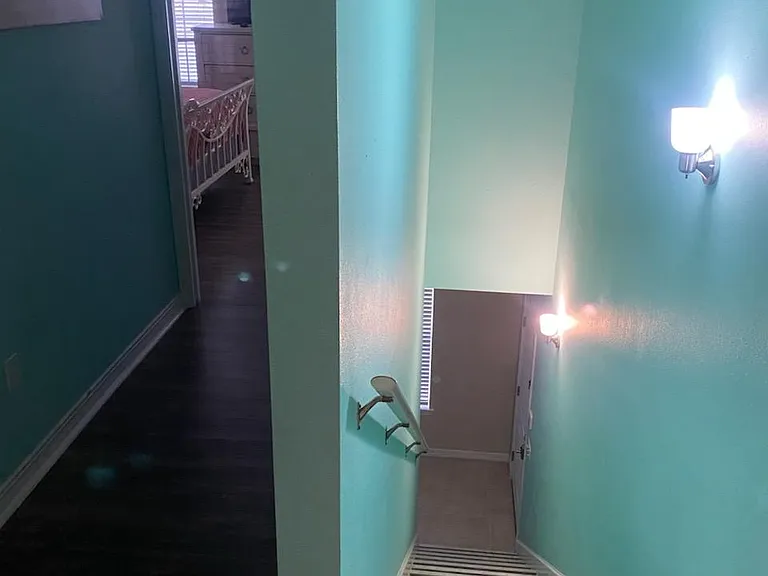 4294 Lindsey Ln — Photo 17