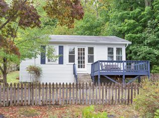 84 Vails Lake Shore Dr, Brewster, NY 10509