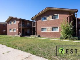 17161 Denver, 10