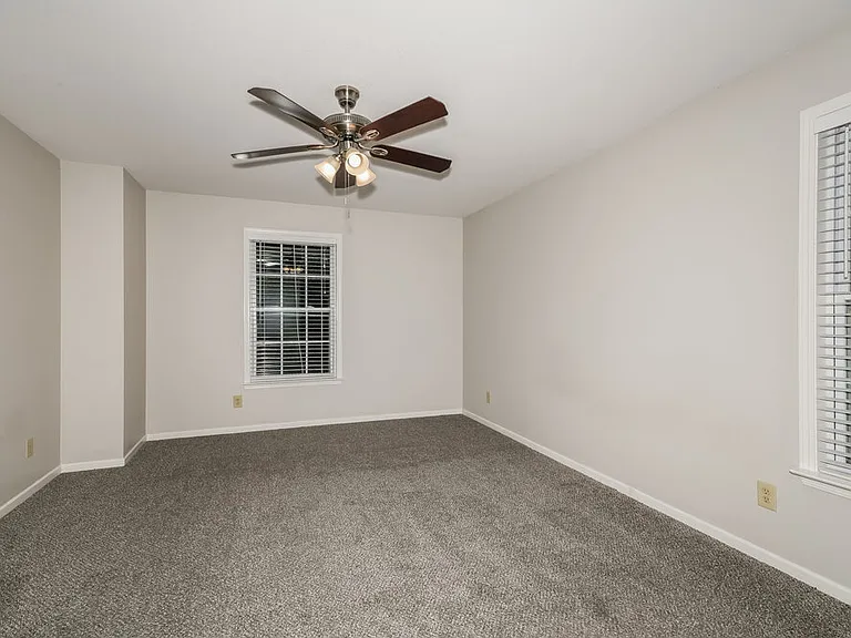 10936 Mansfield Way — Photo 9