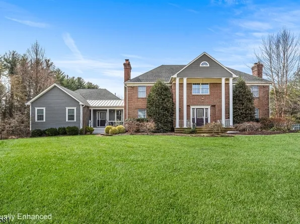 7 Cuomo Ct, Millstone Twp., NJ 08535